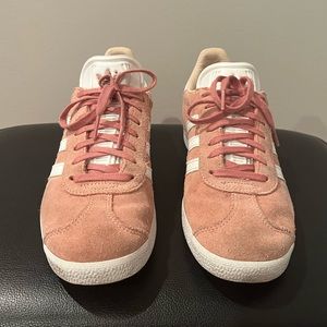 Adidas Gazelle Low Suede Sneakers - Ash Pink - Womens Size 7